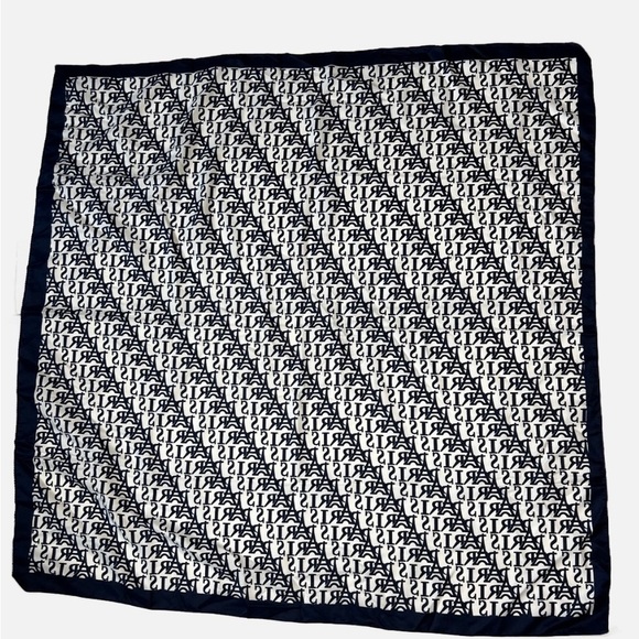 Roger L Paris Navy and White Scarf Made in Italy Womens 34 x 34 - Picture 3 of 5